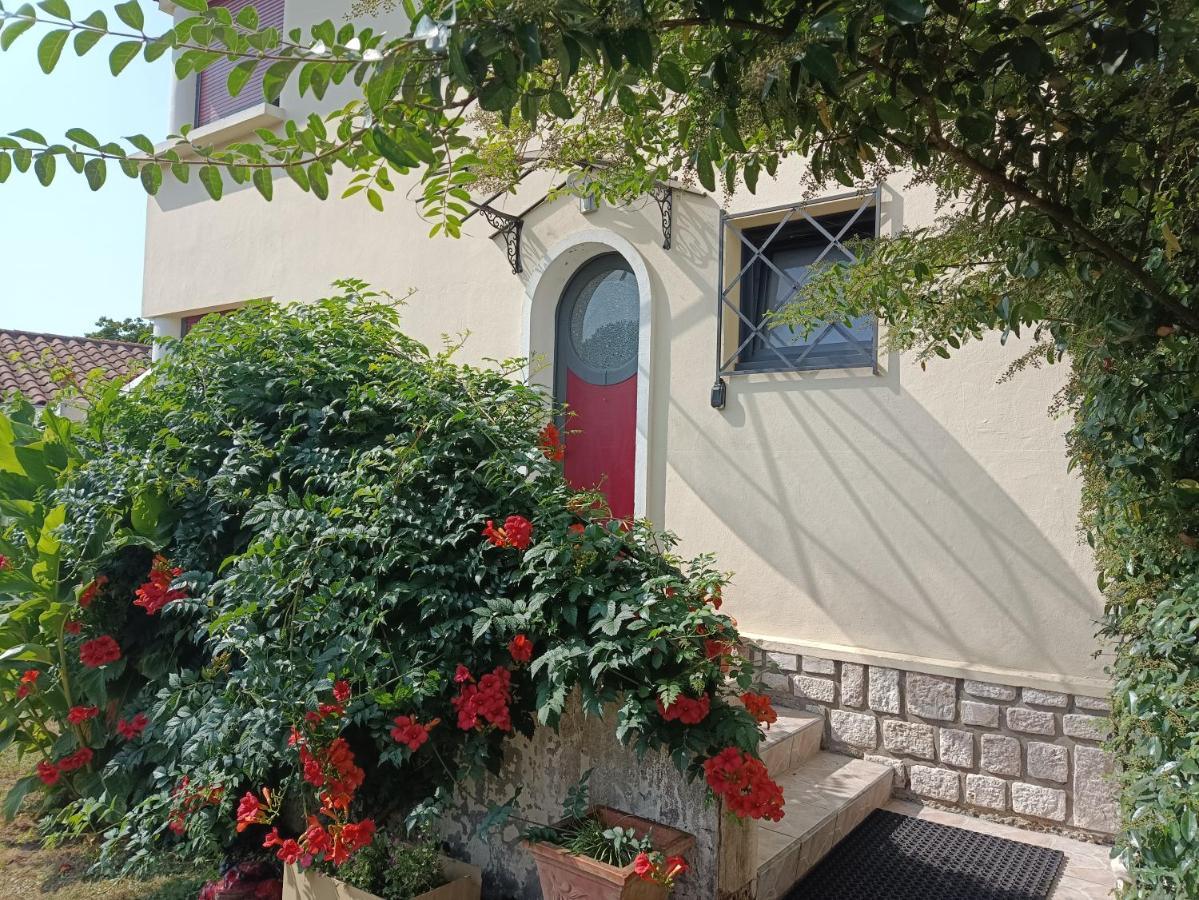 Tartas La Maison De L'Usine מראה חיצוני תמונה